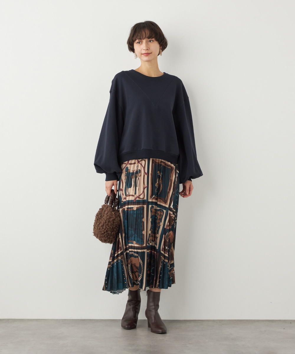 切り替えデザインスウェット