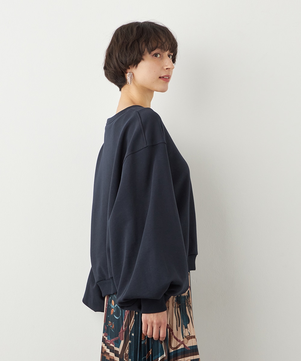 切り替えデザインスウェット