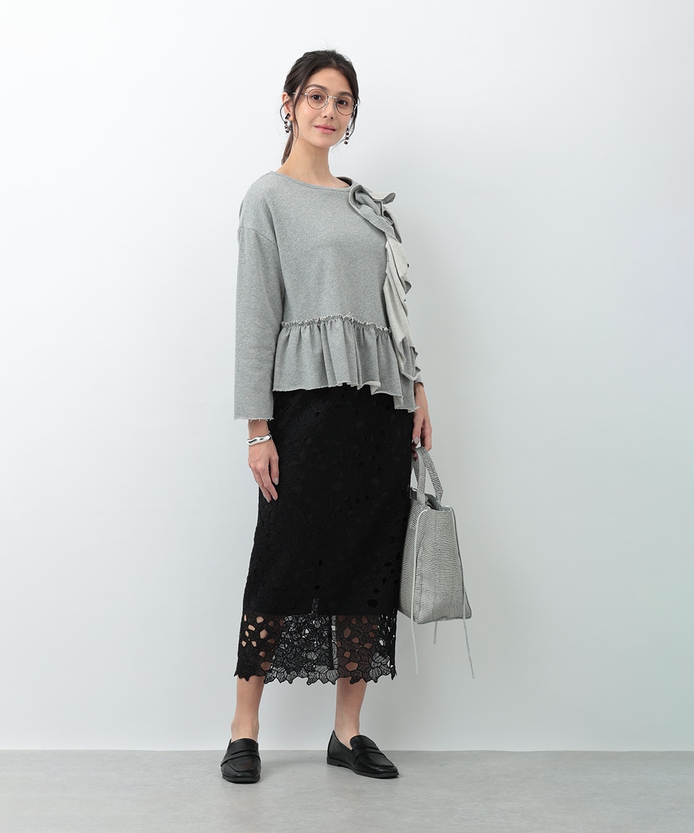 アシンメトリーモチーフプルオーバー