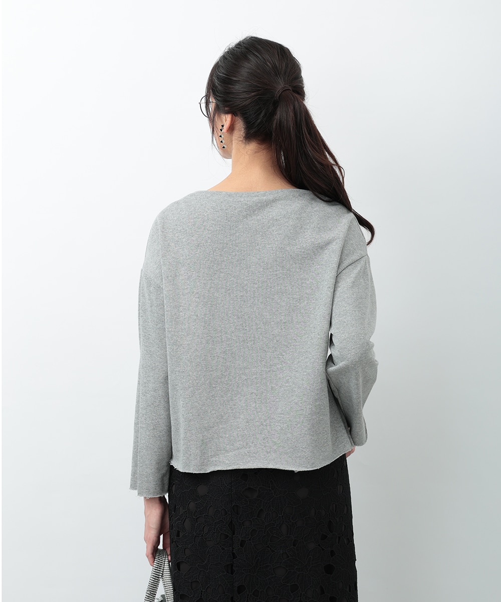 アシンメトリーモチーフプルオーバー