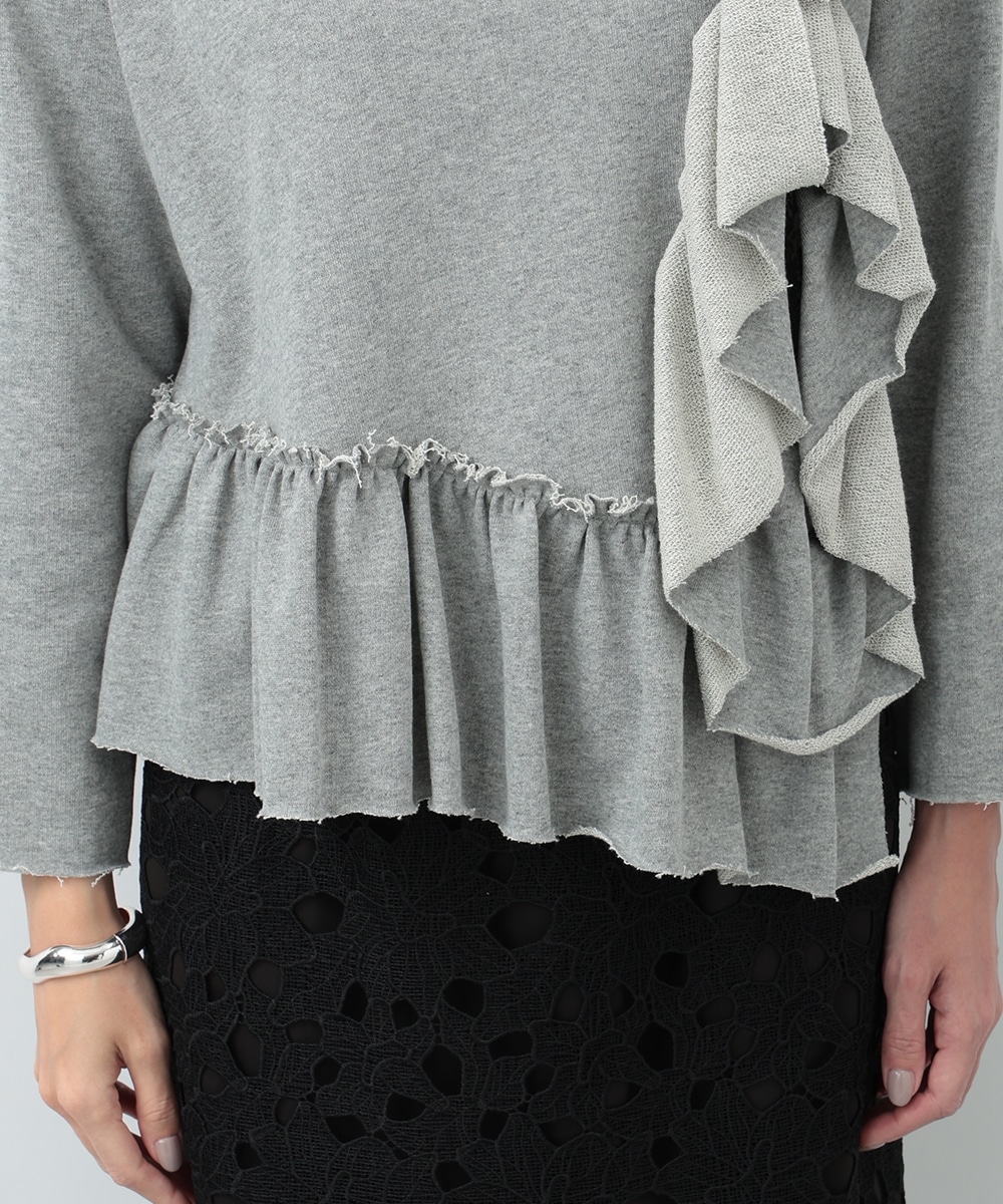 アシンメトリーモチーフプルオーバー