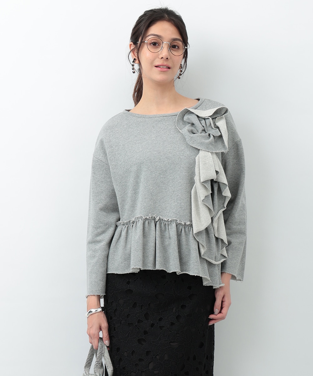 アシンメトリーモチーフプルオーバー