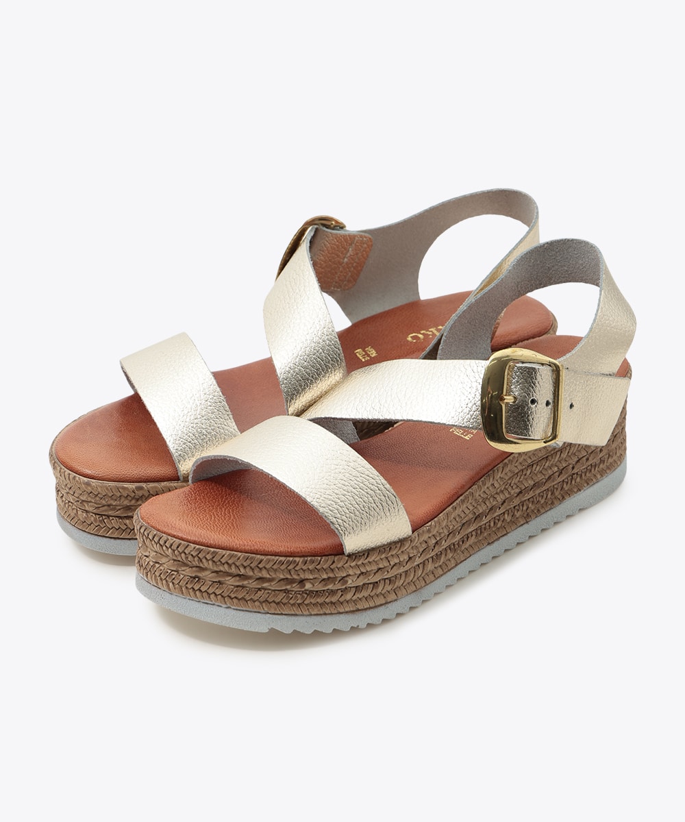 メタリックサンダル