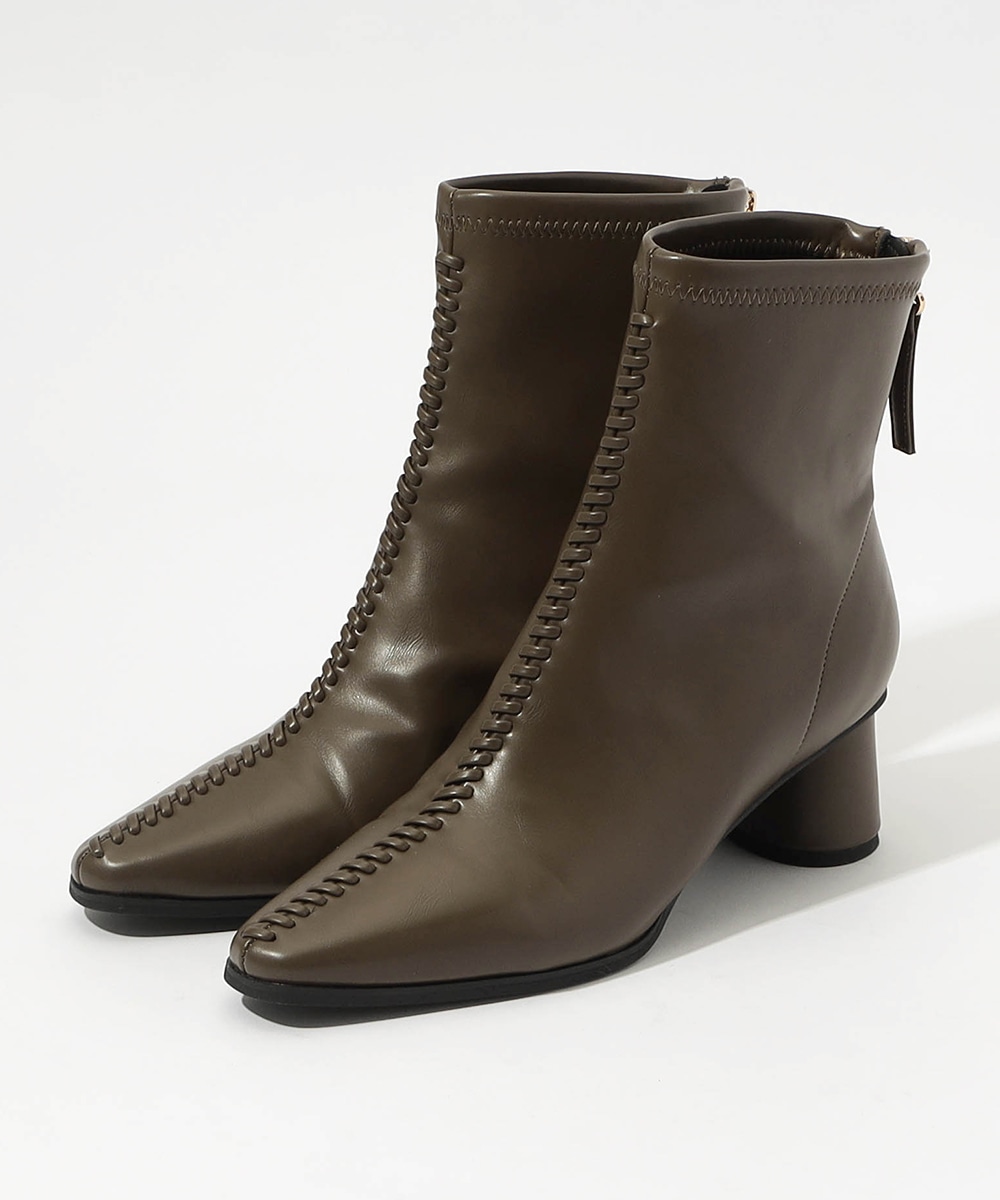 ステッチデザインブーツ