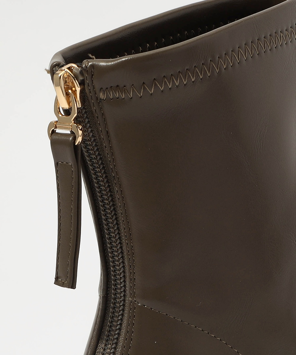 ステッチデザインブーツ