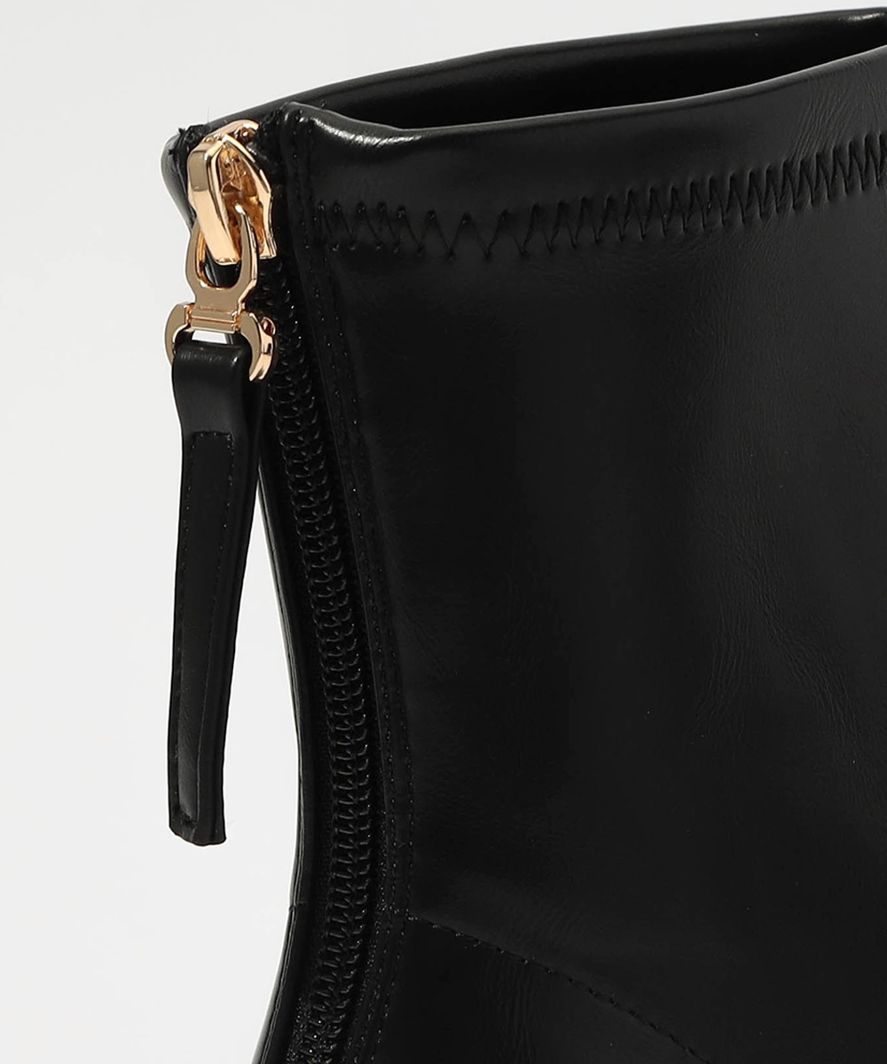 ステッチデザインブーツ