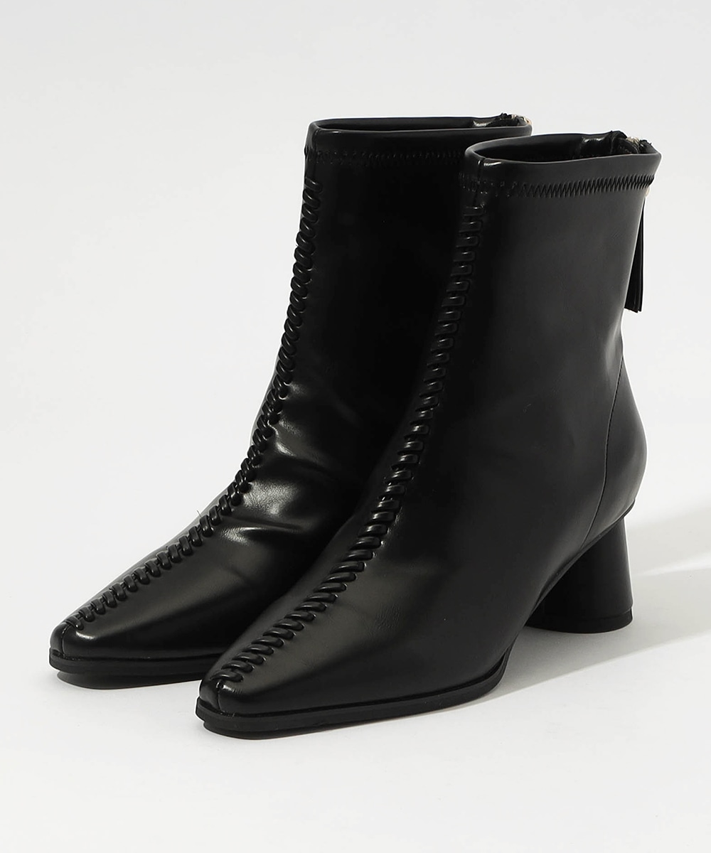  armoire capriceのステッチデザインブーツ