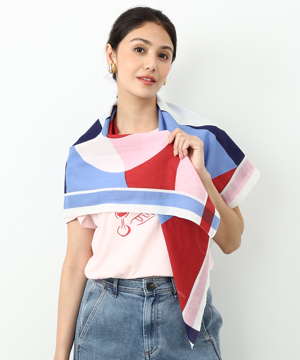 幾何学プリントスクエアスカーフ