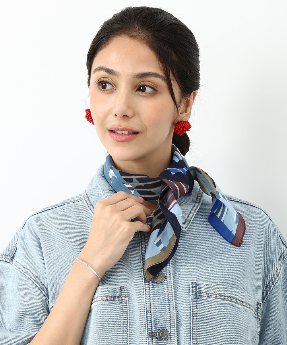 ドットスクエアスカーフ