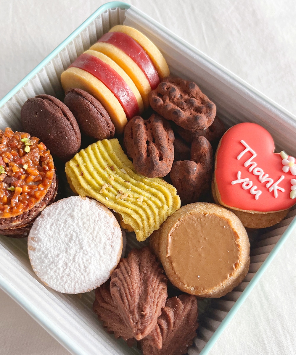 バレンタインクッキー缶