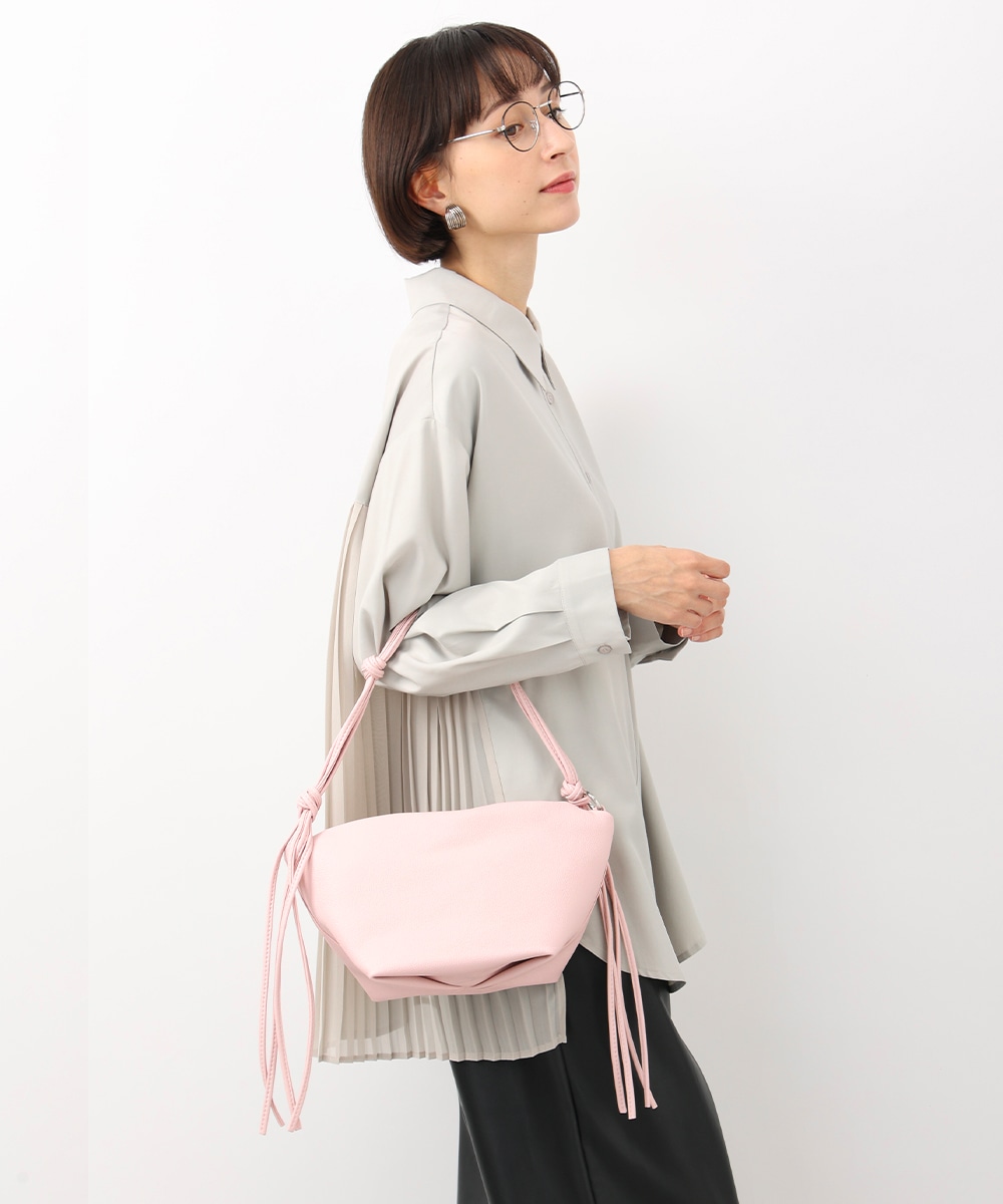  armoire capriceの細ショルダーバッグ