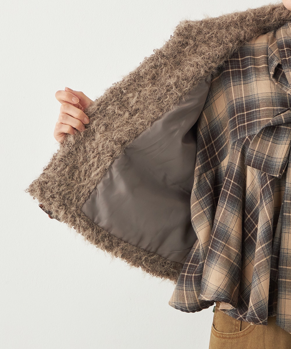 フラッフィーショートコート