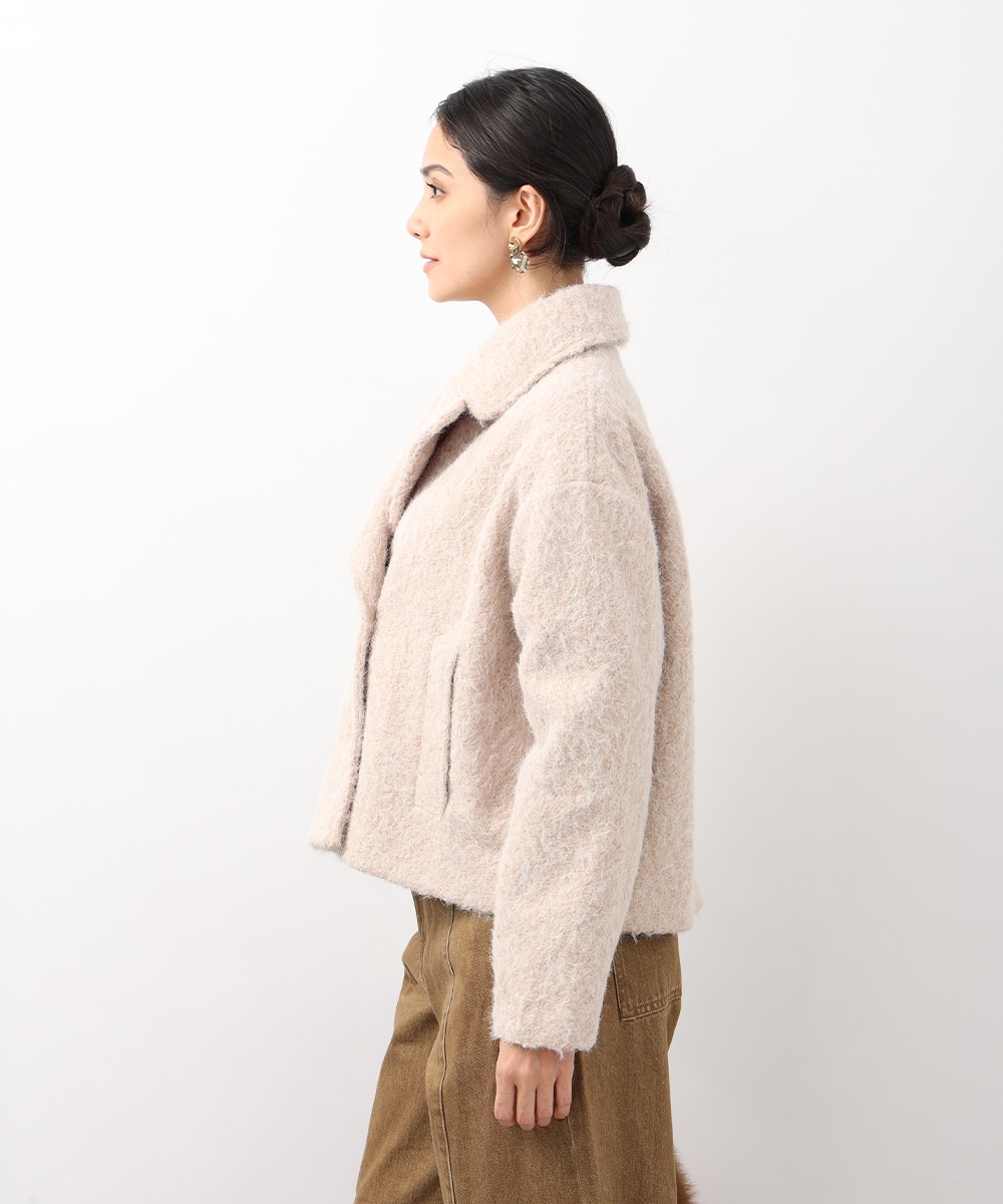 フラッフィーショートコート